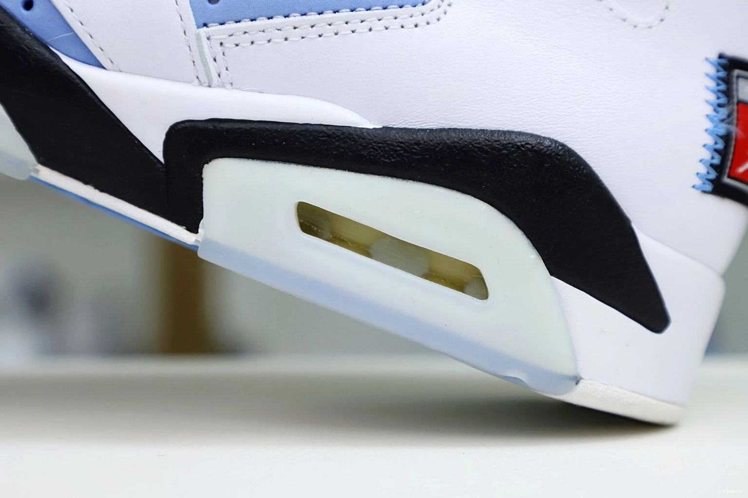 6 AIR 'UNC RETRO JORDAN HOME' 1103